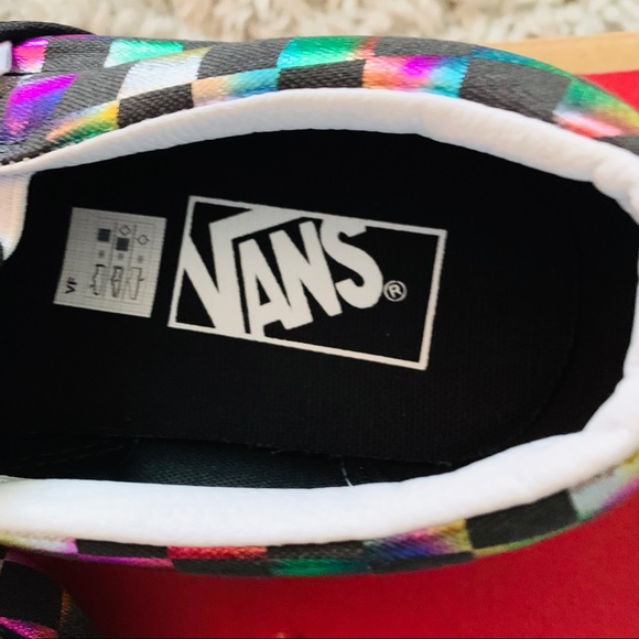 NWOT Classic Slip-On Vans - Picture 5 of 6